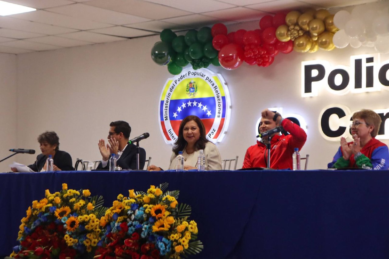 photo_5032773142392277811_y