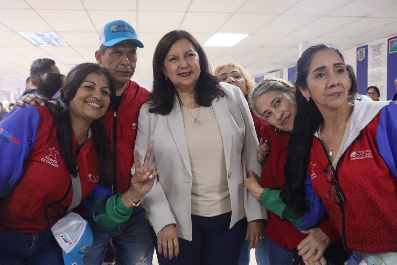 photo_5032773142392277856_y